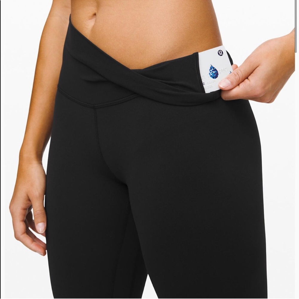 Black Lululemon Align Leggings